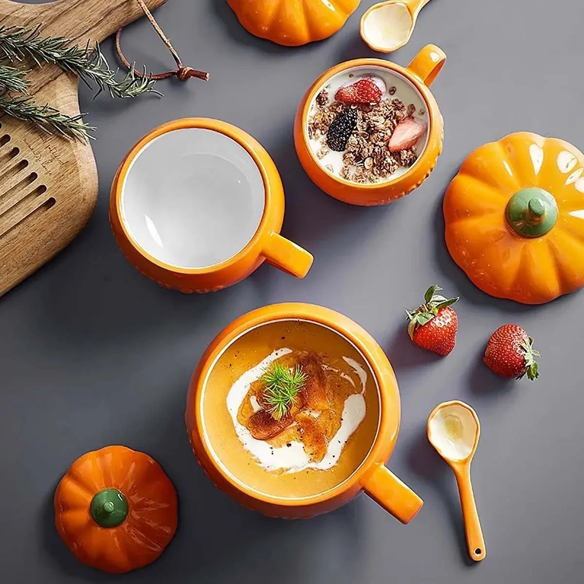 Pumpkin Soup Bowl with Lid — Cozy Ceramic Autumn Dishware