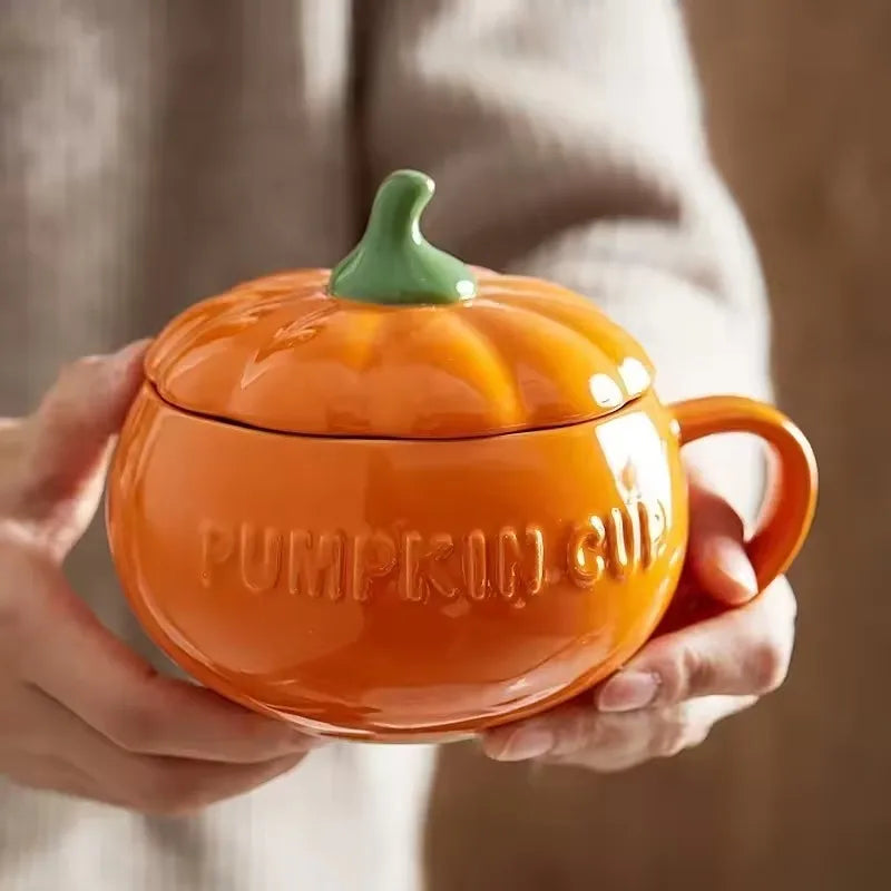 Pumpkin Soup Bowl with Lid — Cozy Ceramic Autumn Dishware