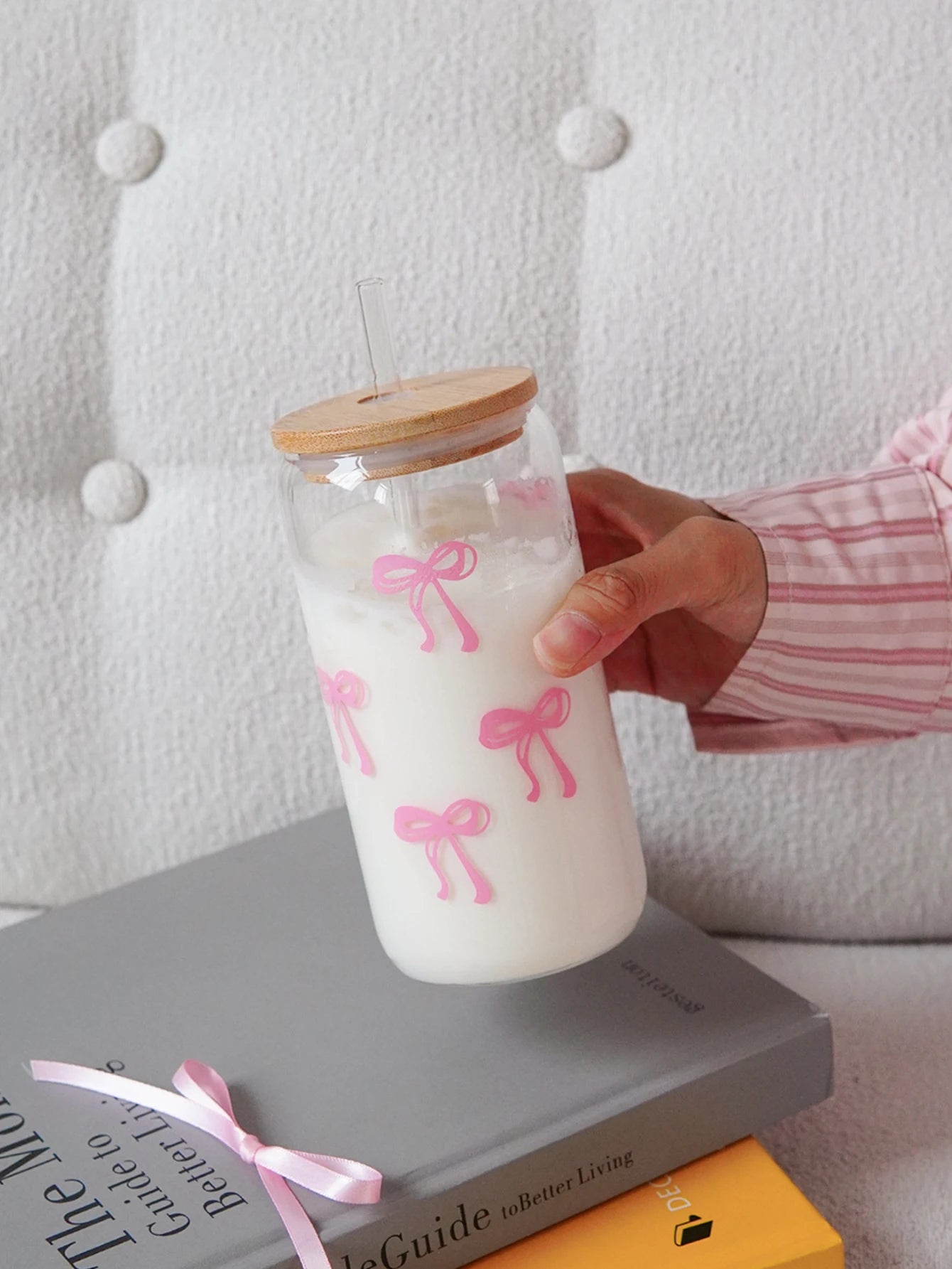 Pink Bow Glass Cup — For the Girls Who Romanticize Their Drinks