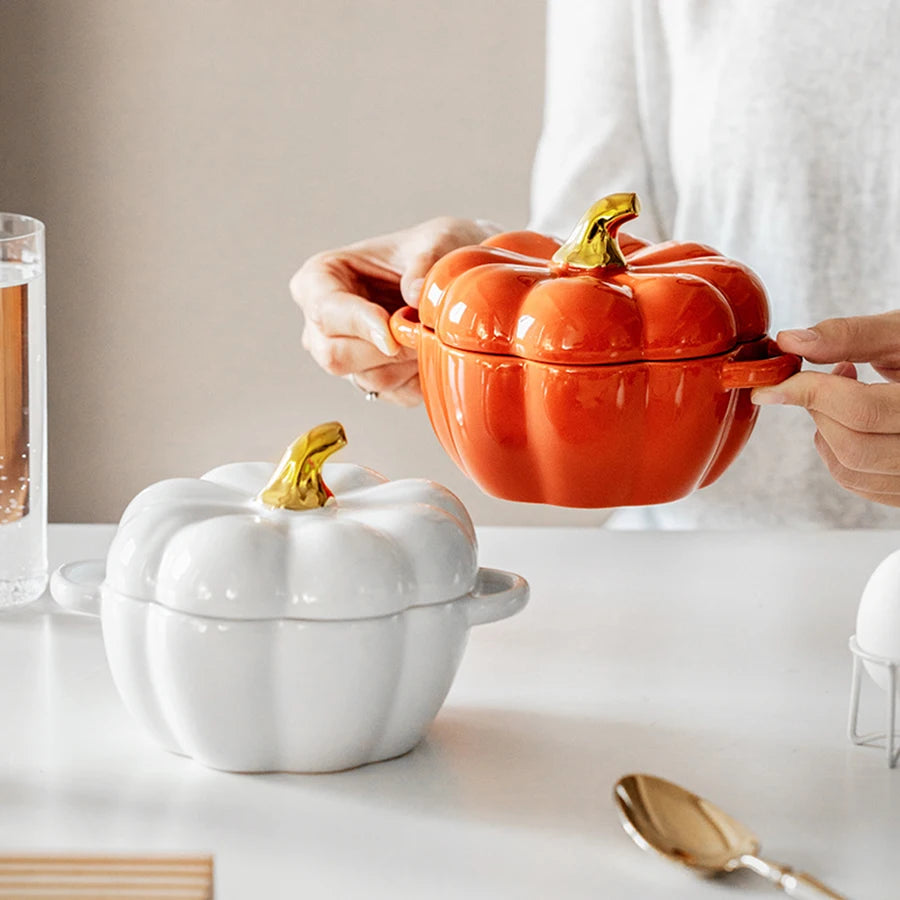 Pumpkin Ceramic Bowl — Cozy Fall Tableware with Golden Stem Lid