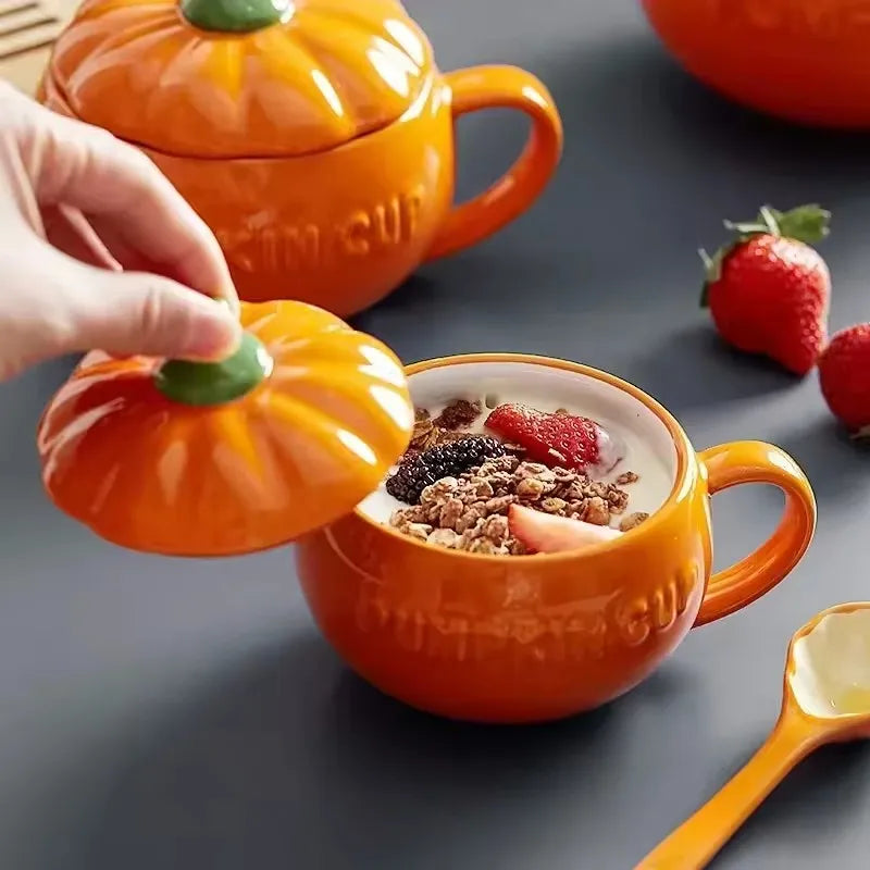 Pumpkin Soup Bowl with Lid — Cozy Ceramic Autumn Dishware