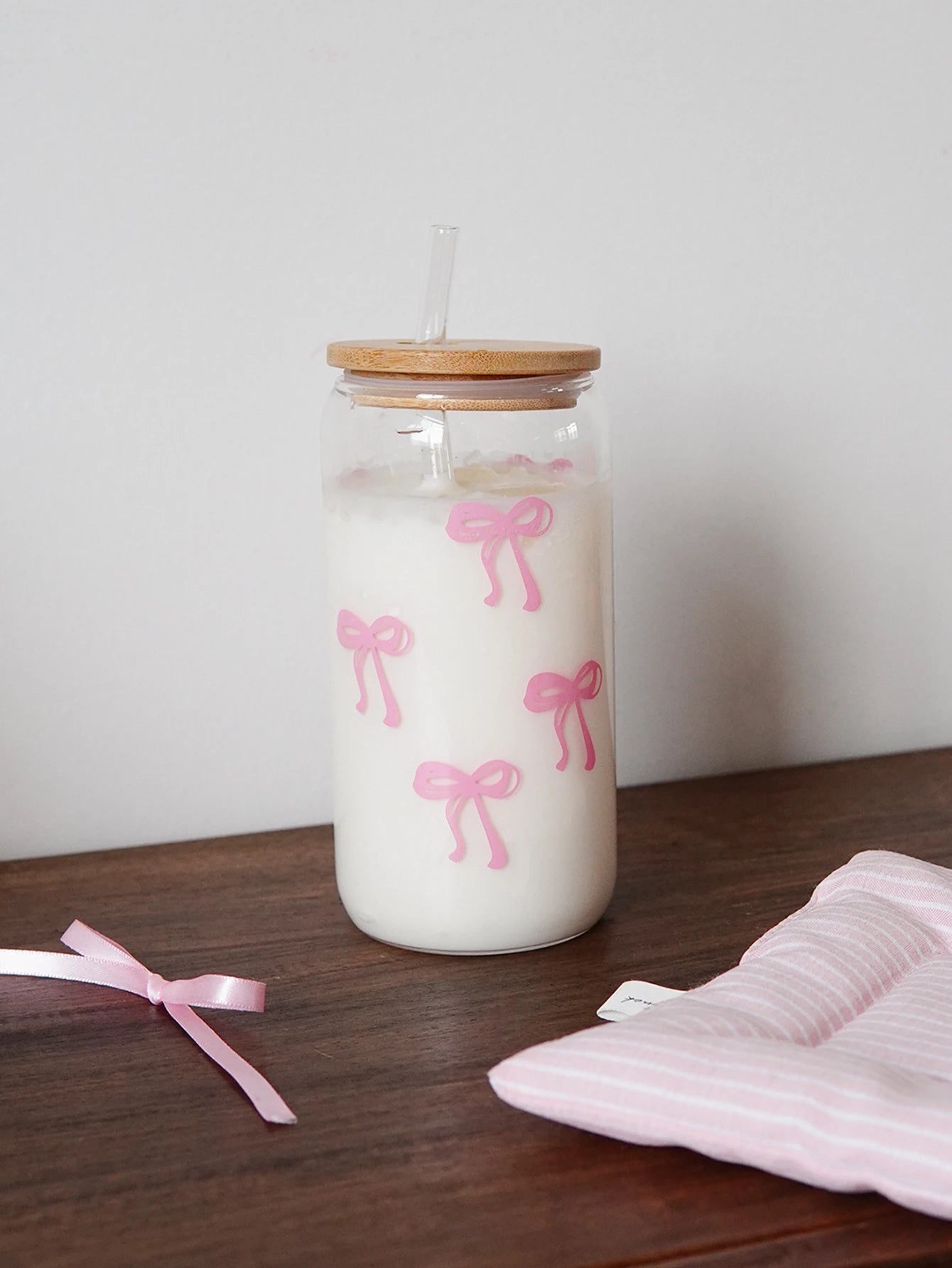 Pink Bow Glass Cup — For the Girls Who Romanticize Their Drinks
