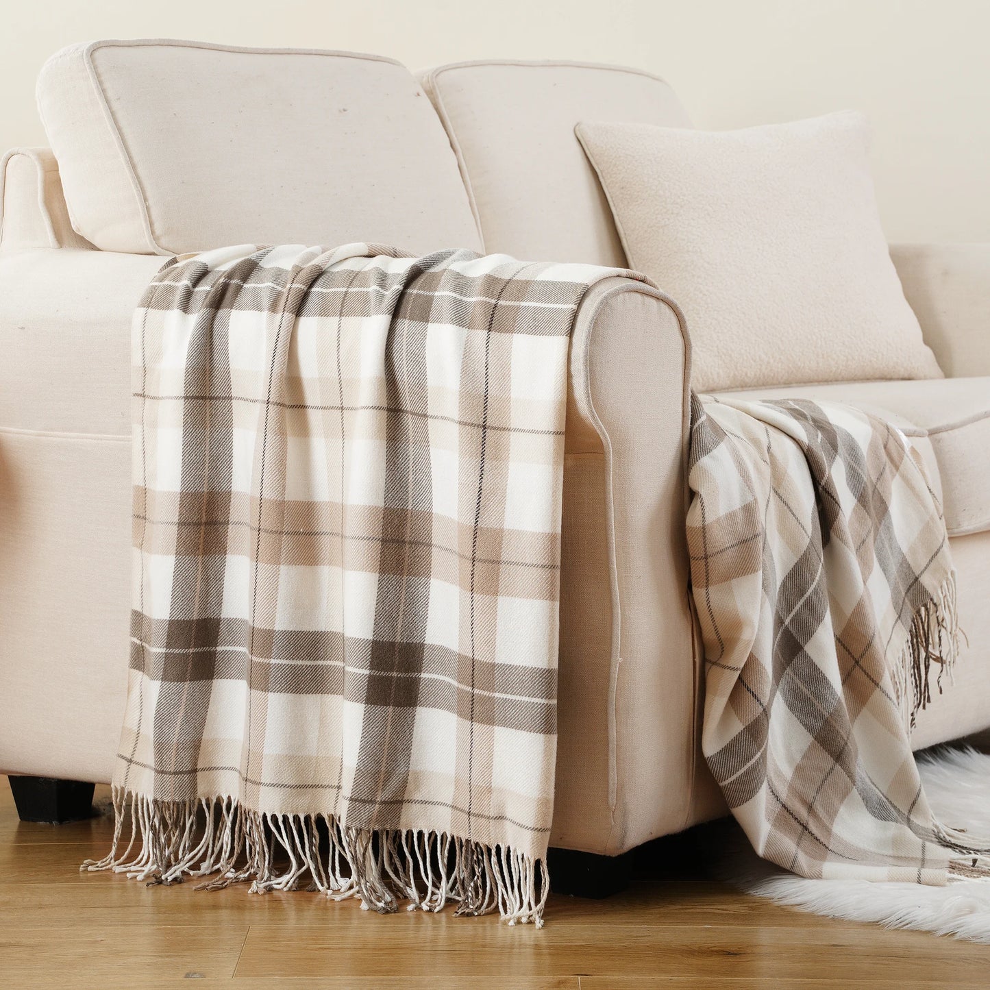 Autumn Plaid Throw Blanket — Cozy Fall Home Décor