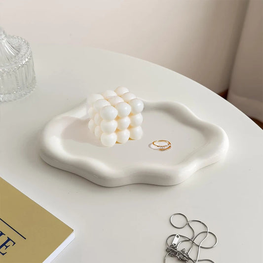 Cloud-Shaped Ceramic Jewelry Dish – Elegant Storage Tray for Rings, Keys, and More