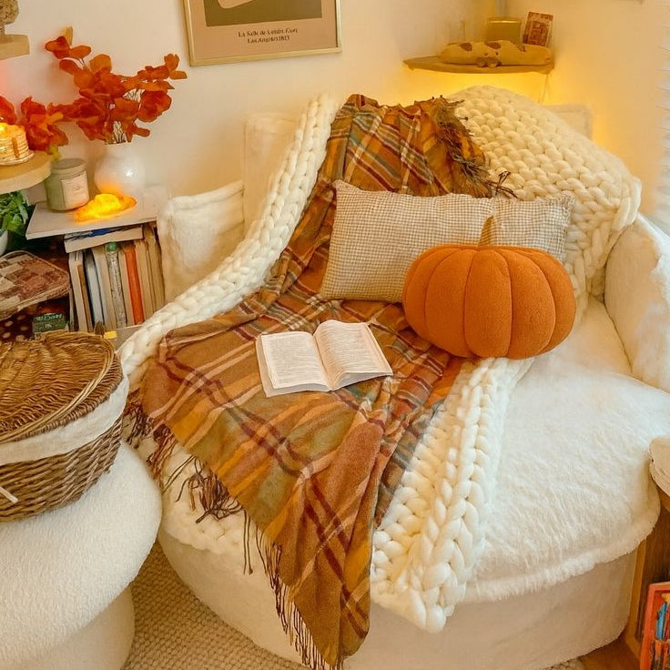 Autumn Plaid Throw Blanket — Cozy Fall Home Décor